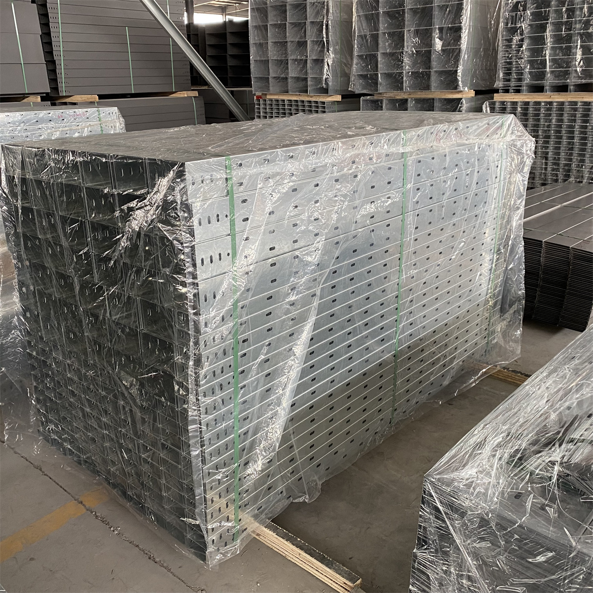 泰安市防火电缆桥架节能瓦楞电缆桥架 - 方案
